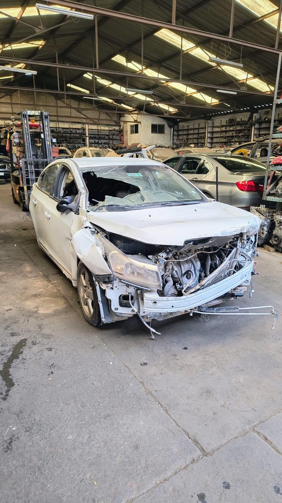 PISTONE CAMIóN Chevrolet CRUZE 2010  USADO  EN DESARME